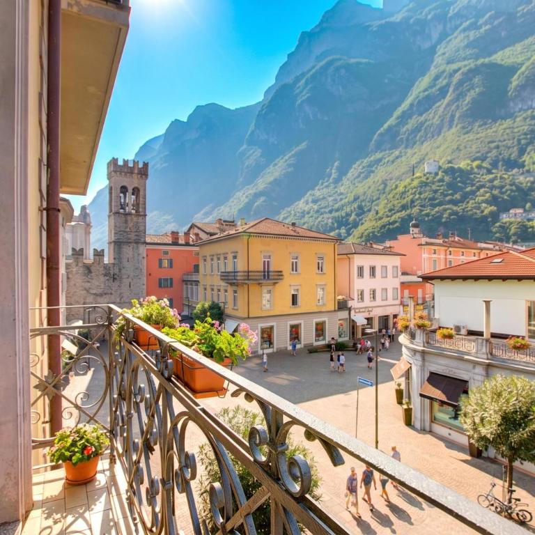Quiet Oasis In Riva Heart - Happy Rentals - Apartment with Balcony - 1