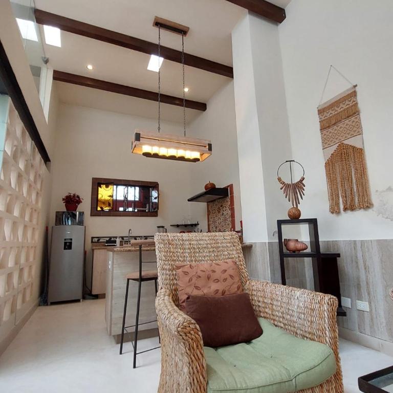 Beautiful apartment with pool in the VIP area of Paseo Montejo - One-Bedroom Apartment - 16