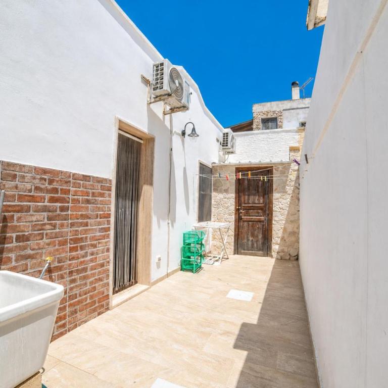 Villa Benedetta 50m from Beach - Happy Rentals - Villa - 20
