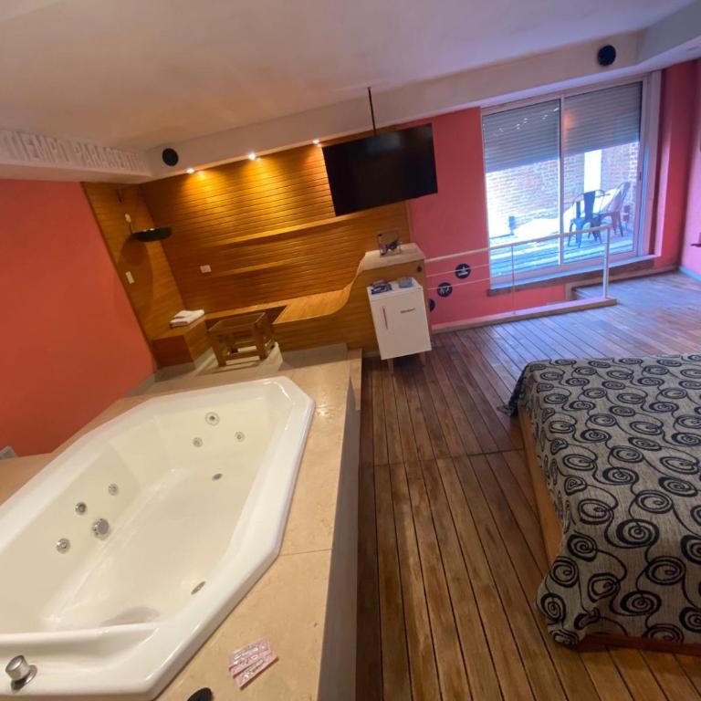 Hotel Lido - Suite with Sauna - 3