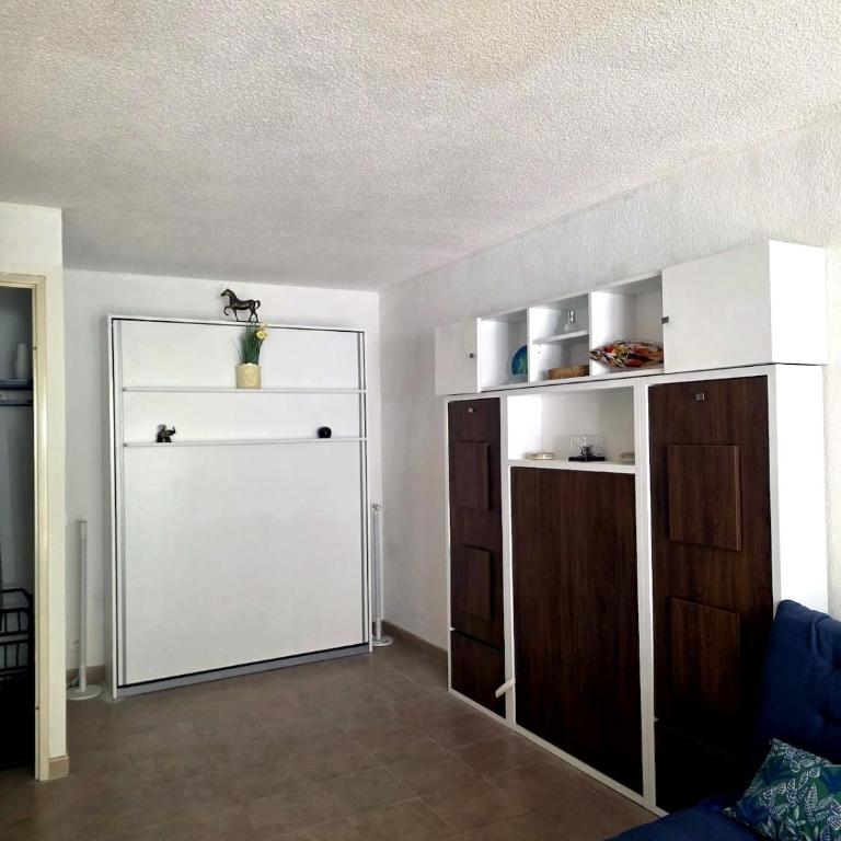 Cozy studio with pool, close to the sea - Appartement 1 Chambre - 8