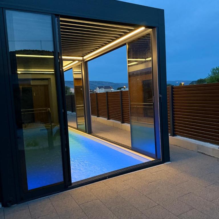 Vacation home Apolonia with swimming pool and sauna - Vikendica - 18