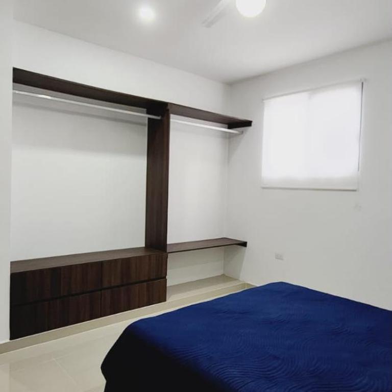 Apartment 2 blocks from clinics and squares - Two-Bedroom Apartment - 8
