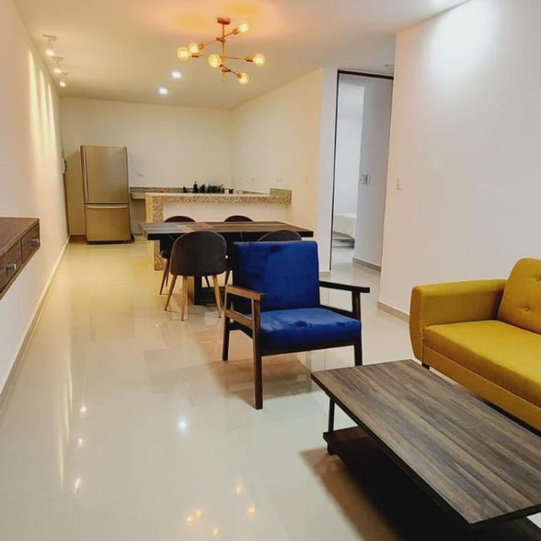 Apartment 2 blocks from clinics and squares - Two-Bedroom Apartment - 9