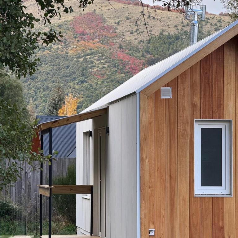 LANÍN Tiny House - One-Bedroom Chalet - 6