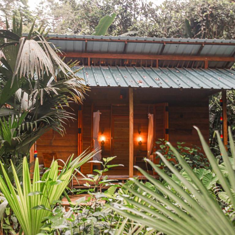 Madre Selva Eco Lodge - Triple Room with Garden View - 1