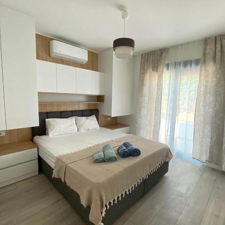 Modern Garden House - Porodični Apartman sa 2 Spavaće Sobe - 8