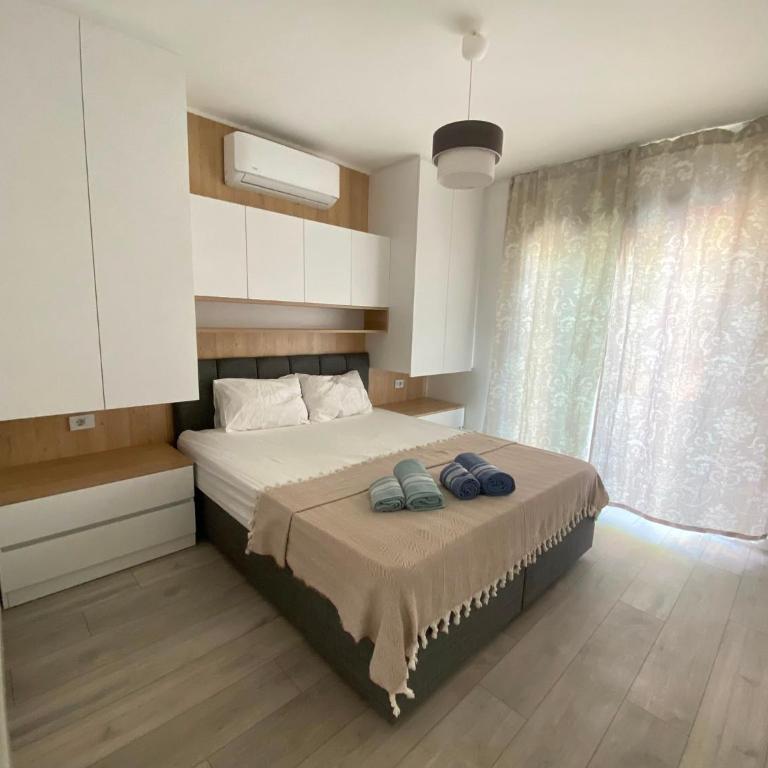 Modern Garden House - Porodični Apartman sa 2 Spavaće Sobe - 9
