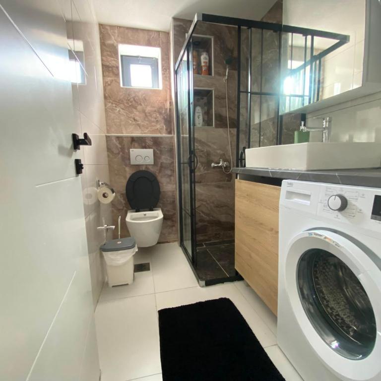 Modern Garden House - Porodični Apartman sa 2 Spavaće Sobe - 13
