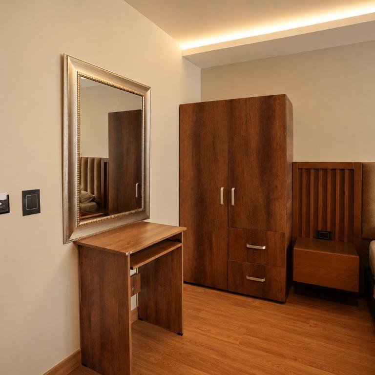 Recuerdos De Mi Tierra HOTEL Poblado Provenza Parque Lleras - Luxury Quadruple Room - 6