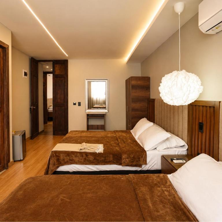 Recuerdos De Mi Tierra HOTEL Poblado Provenza Parque Lleras - Luxury Quadruple Room - 9