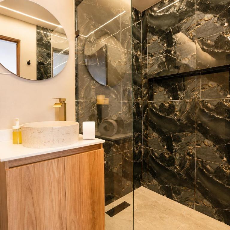 Recuerdos De Mi Tierra HOTEL Poblado Provenza Parque Lleras - Premium Quadruple Room - 7