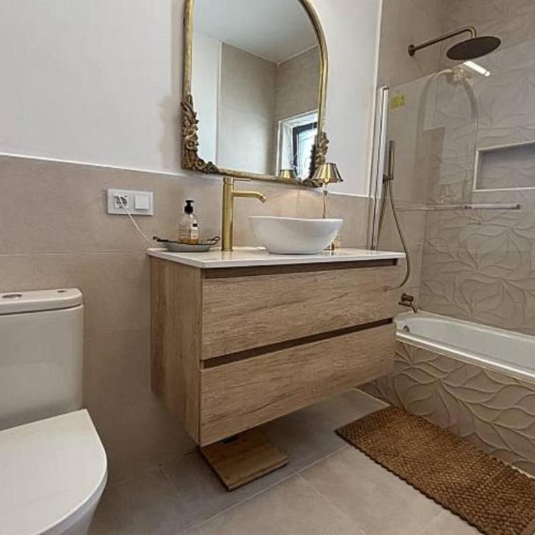 Alojamiento espacioso para grupo - Villa con piscina privada - 3