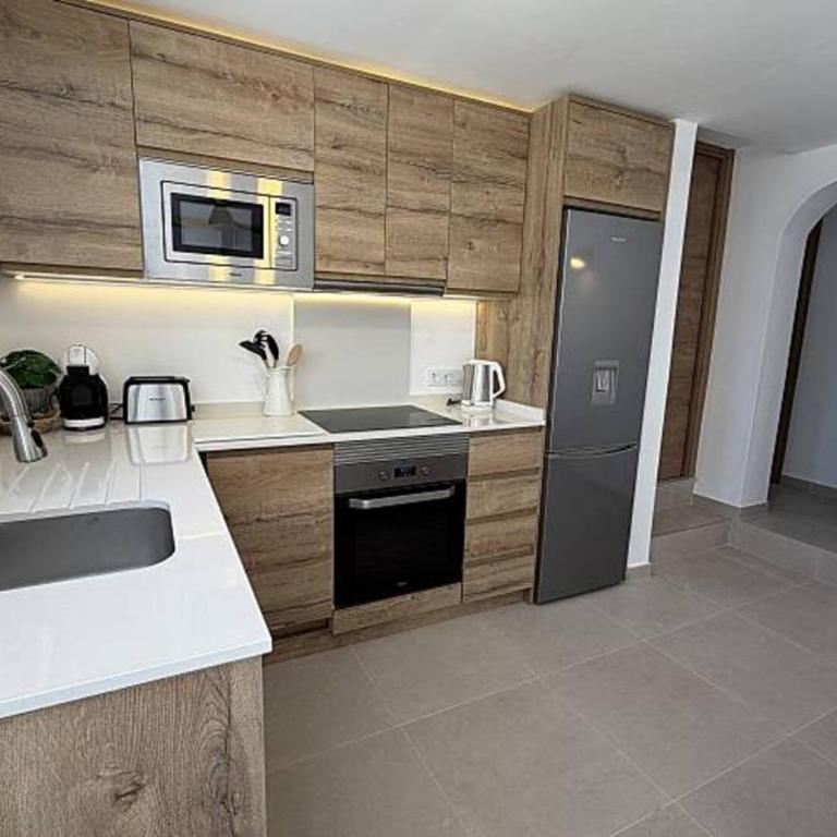 Alojamiento espacioso para grupo - Villa con piscina privada - 29