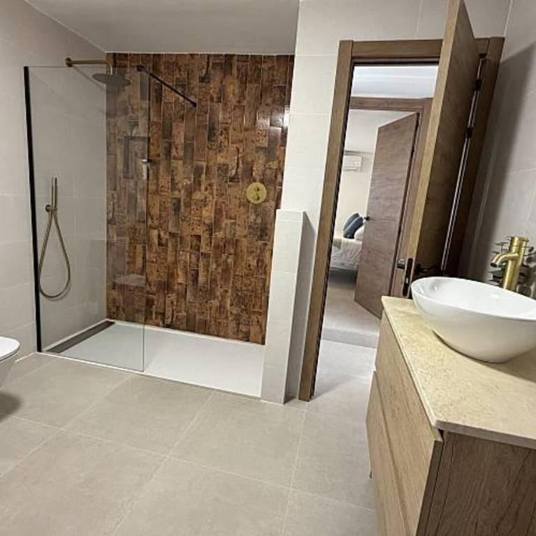 Alojamiento espacioso para grupo - Villa con piscina privada - 38