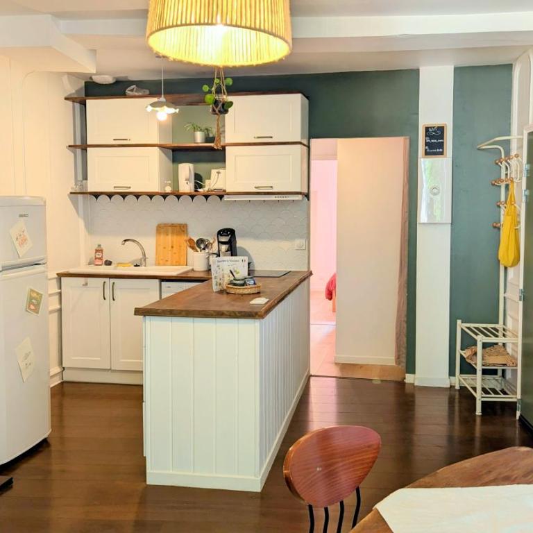 Nouveau ! LE PLATANE, appartement 2 chambres, Centre Historique de Vannes -1 lit 160x200 et 2 lits 90x190 - Appartement 2 Chambres - 2