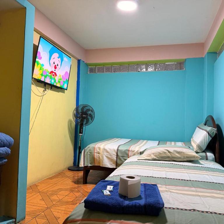 Hostal Muchik - Double Room with Two Double Beds - 2