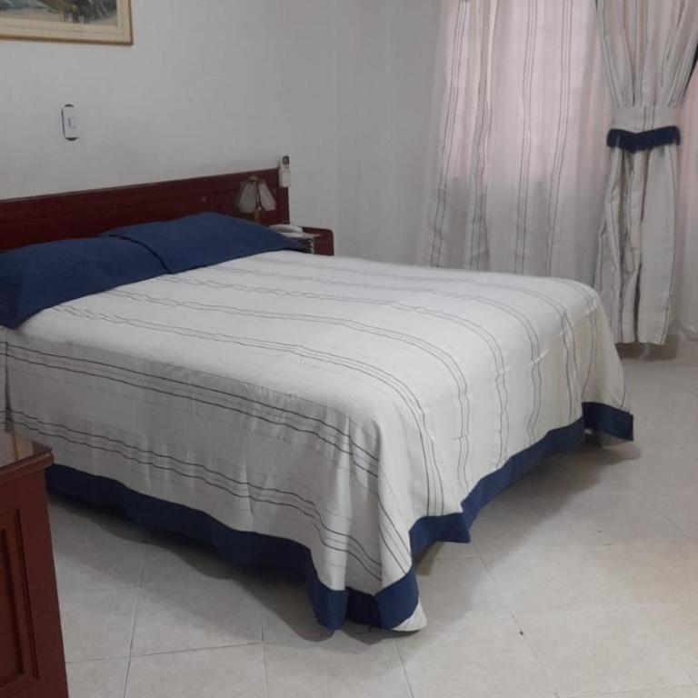 Croma Hotels Lord - Double Room - 5