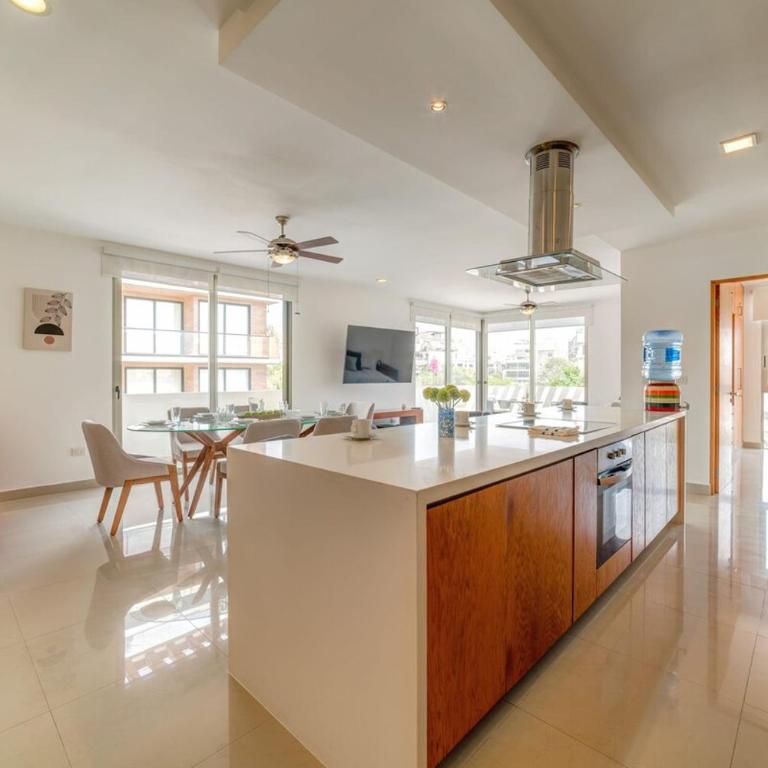 Coastal Oasis W Spa Tub Near Beach & 5Th Ave - Apartamento de 2 dormitorios con balcón - 9