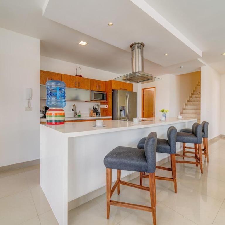 Coastal Oasis W Spa Tub Near Beach & 5Th Ave - Apartamento de 2 dormitorios con balcón - 12