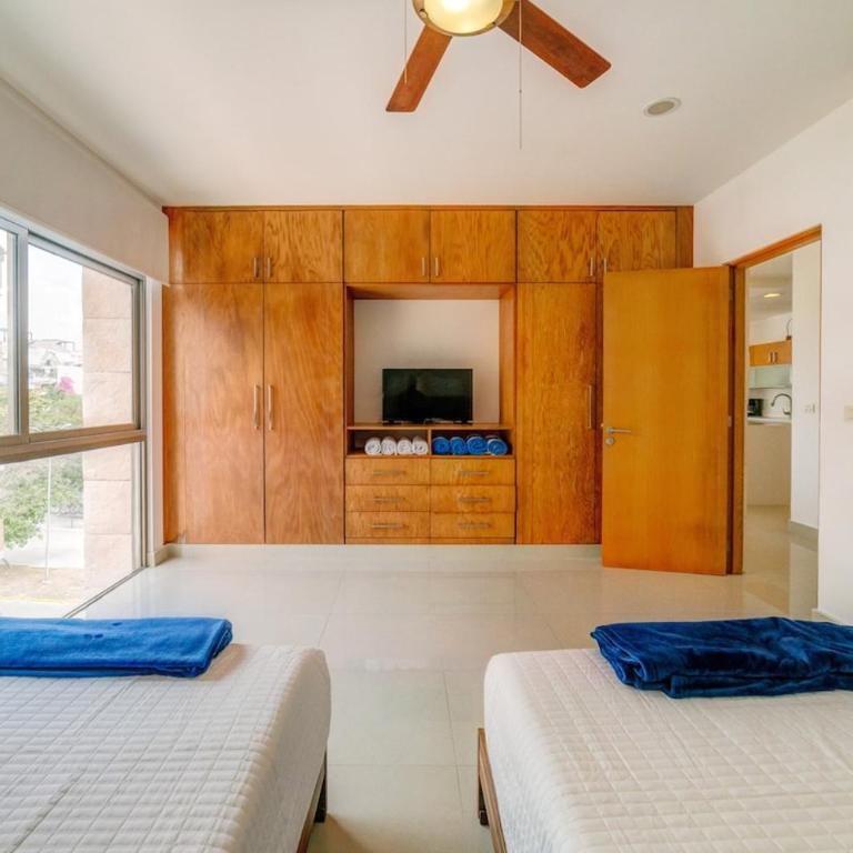 Coastal Oasis W Spa Tub Near Beach & 5Th Ave - Apartamento de 2 dormitorios con balcón - 19