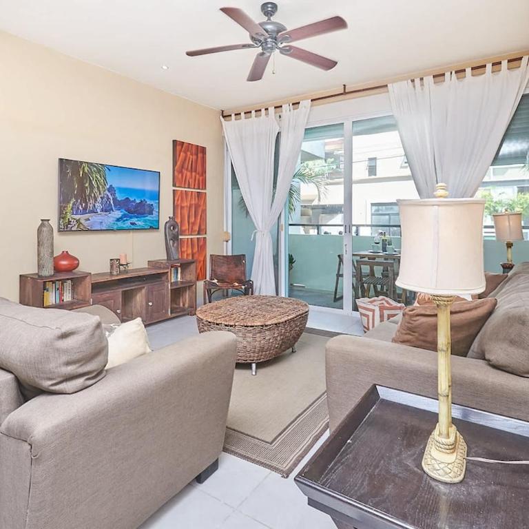 2Br Condo - Pool, Bbq & Beach Steps Away - Two-Bedroom Apartment with Balcony - 10