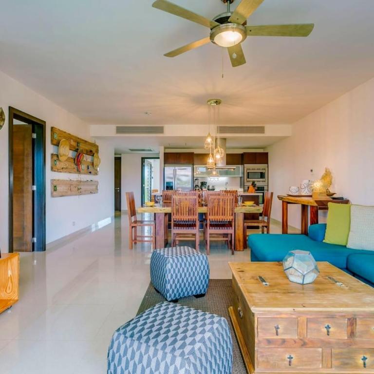 Tropical Resort Living W Pool, Hot Tub & Gym - Two-Bedroom Apartment with Balcony - 18