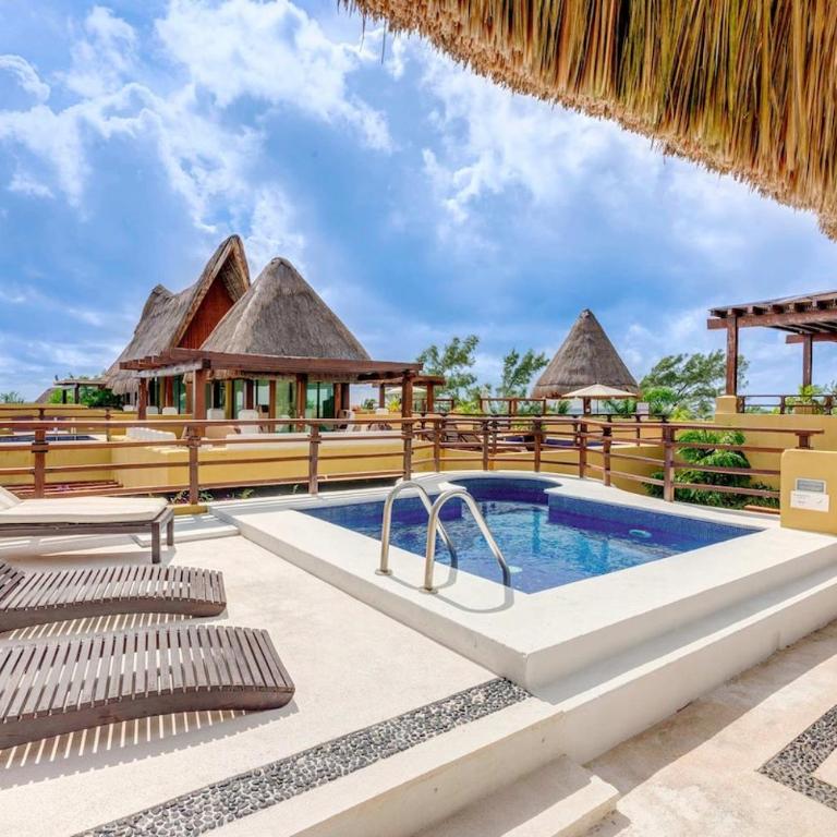 Penthouse W Private Terrace & Rooftop Pool - Two-Bedroom Apartment with Balcony - 5