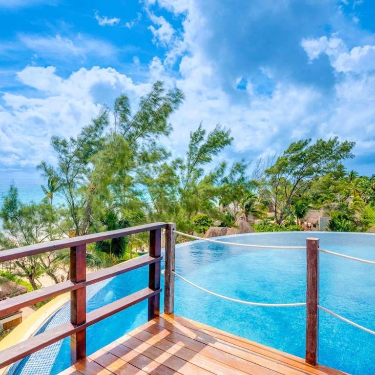 Penthouse W Private Terrace & Rooftop Pool - Two-Bedroom Apartment with Balcony - 7
