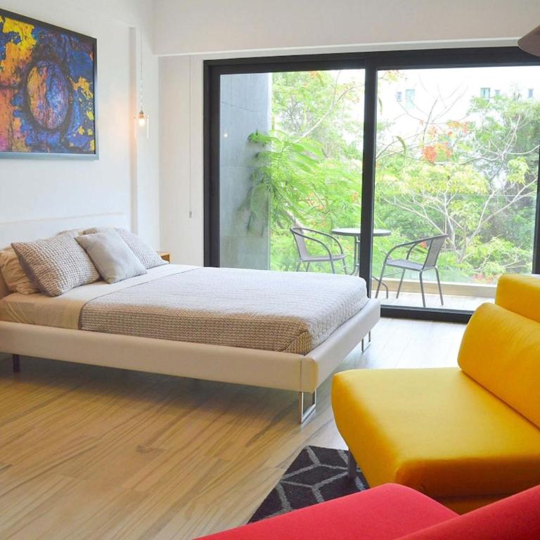 Studio W Rooftop Pool, Coco Beach Steps - Apartamento de 1 Dormitorio con balcón y vistas a la ciudad - 2