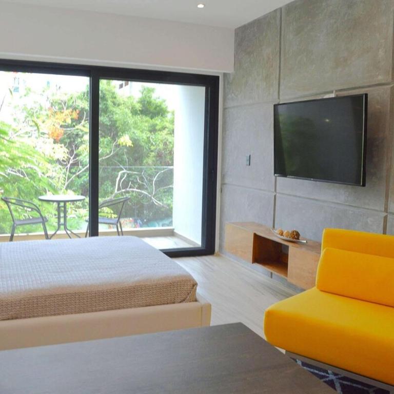 Studio W Rooftop Pool, Coco Beach Steps - Apartamento de 1 Dormitorio con balcón y vistas a la ciudad - 9