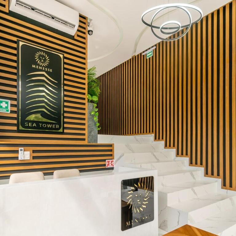 Rooftop Pool Studio Steps To Coco Beach - Apartment with Balcony - 15
