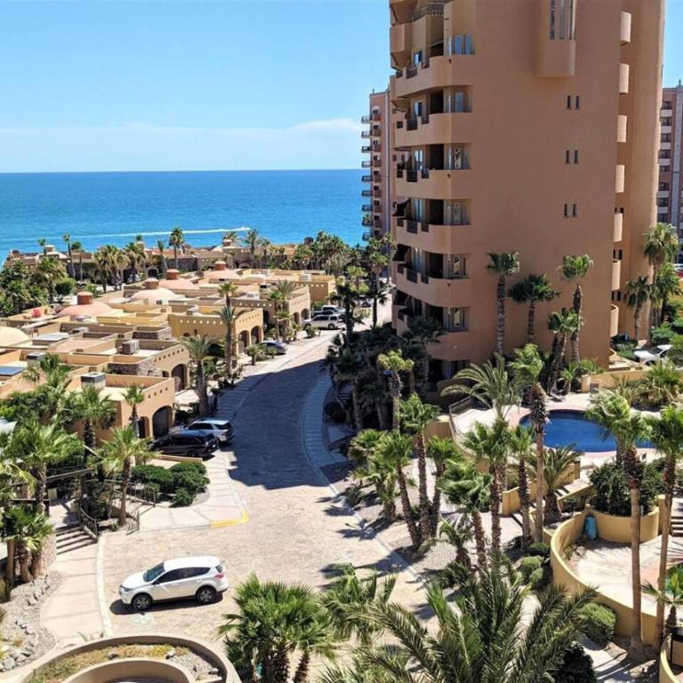 Luxury Condo Bella Sirena 405-C - Unmatched Views Over the Pool to the Sea - Apartamento con vistas al mar - 36