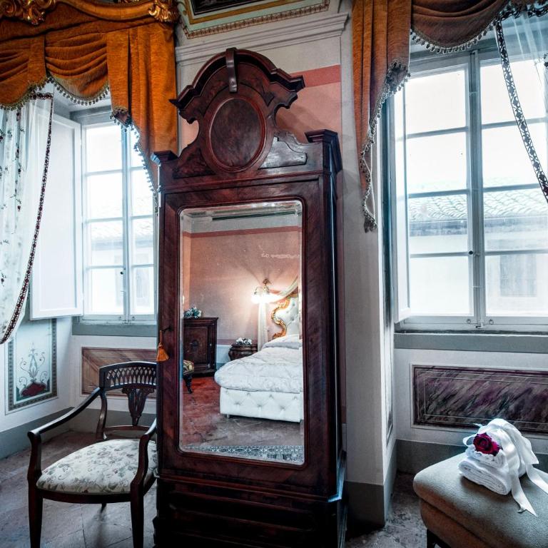 Palazzo Petrella - Appartamento con 2 Camere da Letto - 31