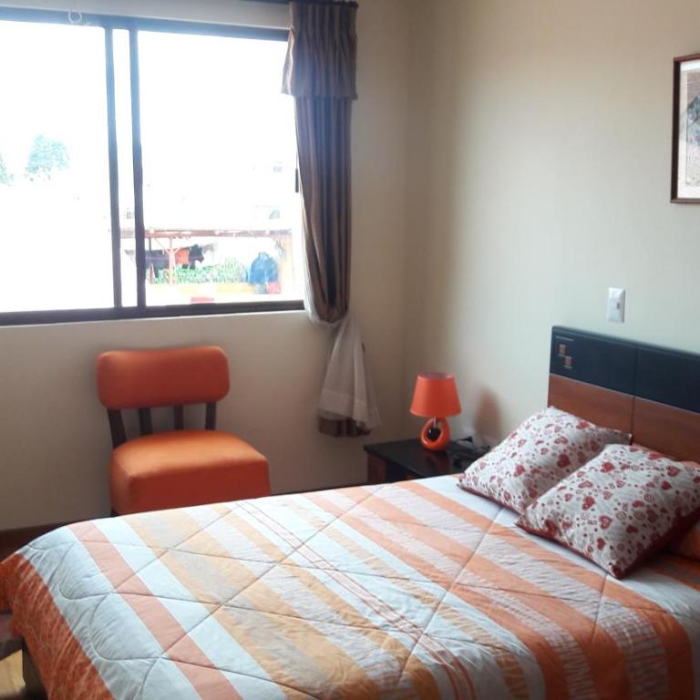 Arriendo Casa cómoda amplia, en lugar cerca a transvia y supermercado - Casa de 4 dormitorios - 5