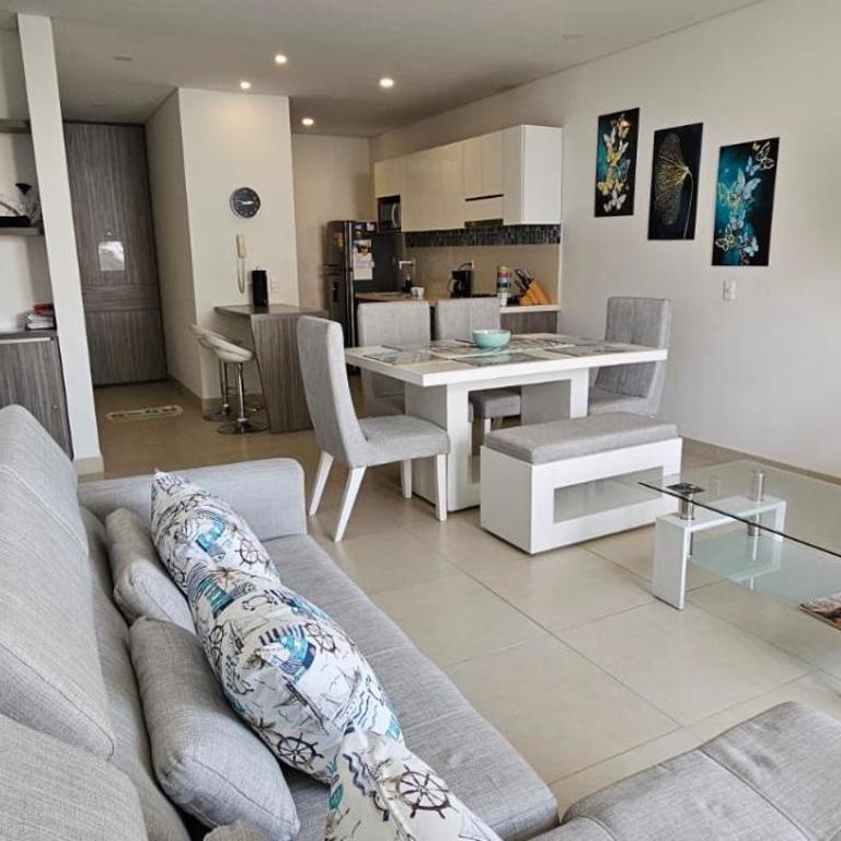 Acogedor Playa Salguero - Two-Bedroom Apartment - 2