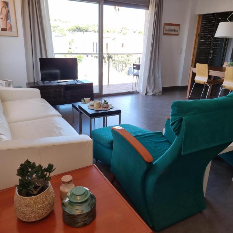 Apartamento con aire, terraza - 6 pers. - HISP-236-219 - Apartment - 6