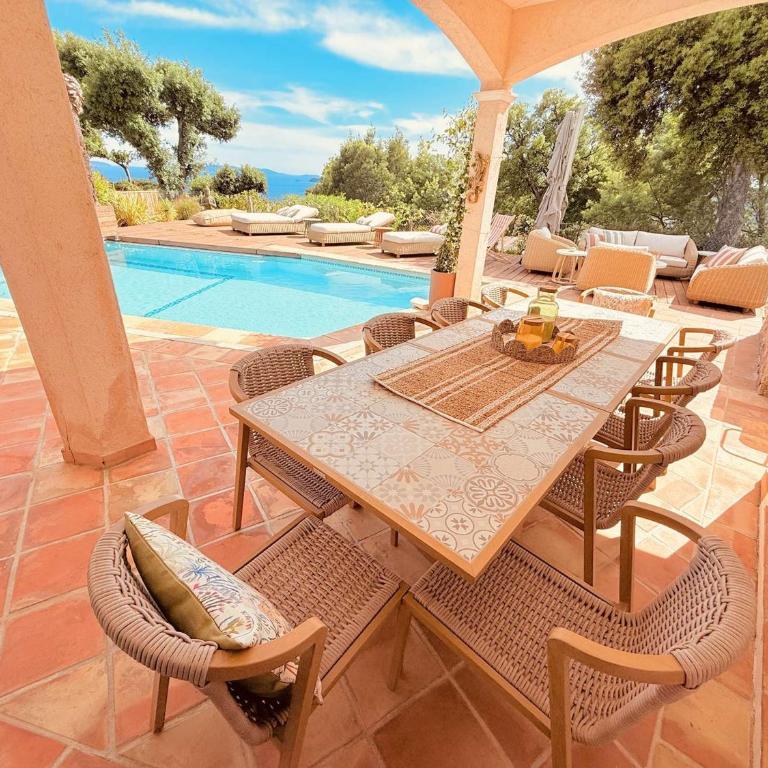 Villa vue mer, 14 pers. - FR-1-900-7 - Maison de Vacances - 11