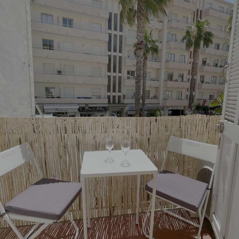 Appartement centre-ville - 4 pers. - FR-1-900-6 - Appartement - 6