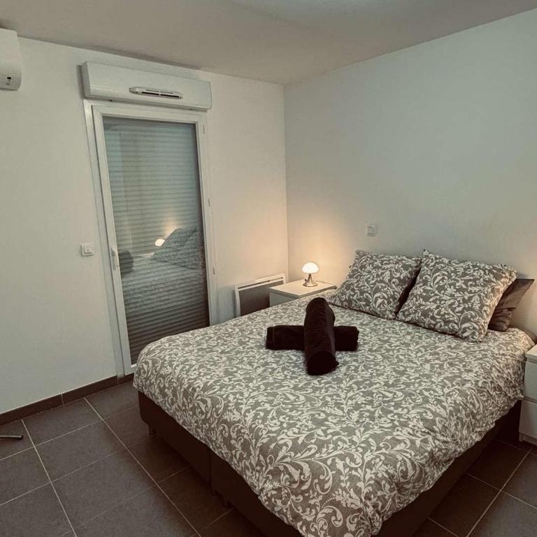 Appartement T2 avec piscine et clim - logement spacieux - FR-1-900-9 - Appartement - 12