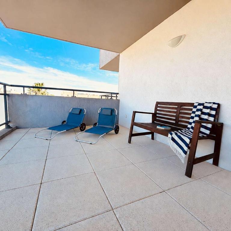 Appartement avec piscine et parking - 4 pers. - FR-1-900-13 - Appartement - 13