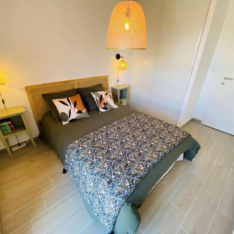 Appartement climatisé, parking, proche mer - FR-1-900-10 - Appartement - 9