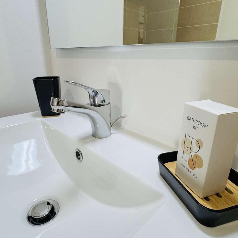 Appartement avec jardin et piscine - 4 pers. - FR-1-900-11 - Appartement - 16