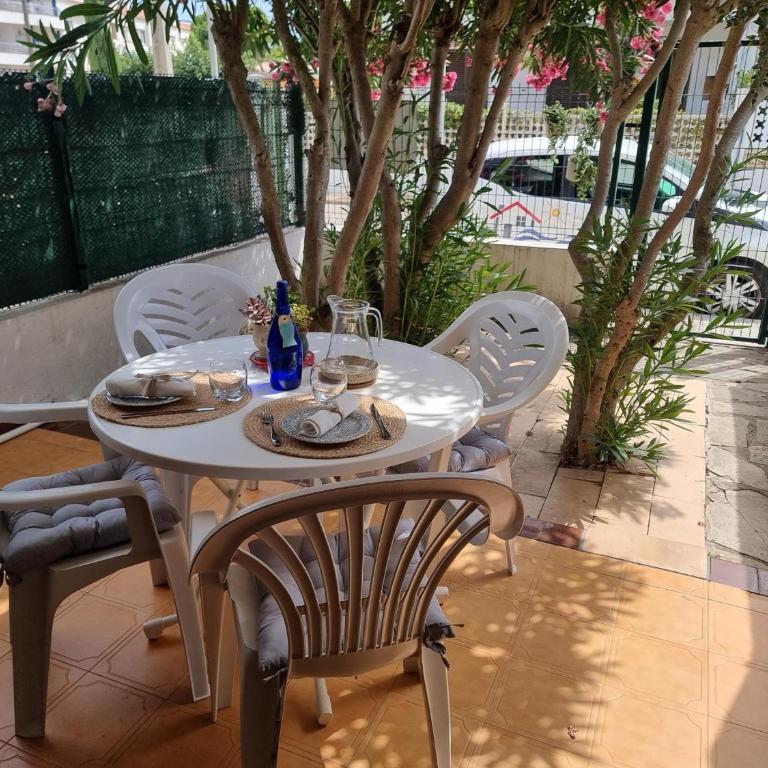 Apartamento a 300 m de la playa con piscina comunitaria en L'Escala - HISP-236-150 - Apartment - 11