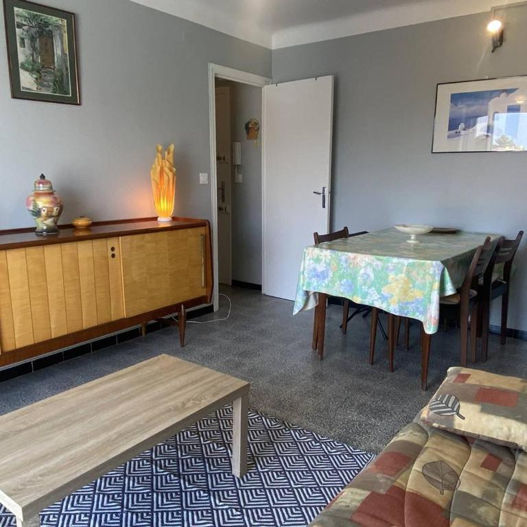 Appartement T2, vue dégagée - 4 pers. - FR-1-833-49 - Appartement - 5