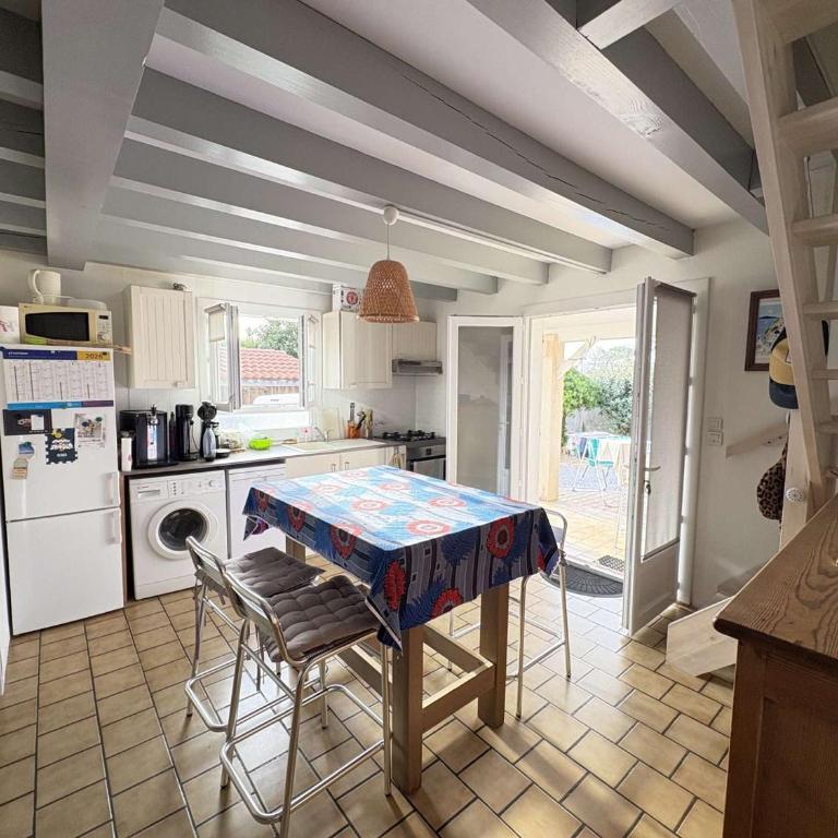 Maison avec parking à Biscarrosse - 4 pers. - FR-1-831-21 - Maison de Vacances - 4