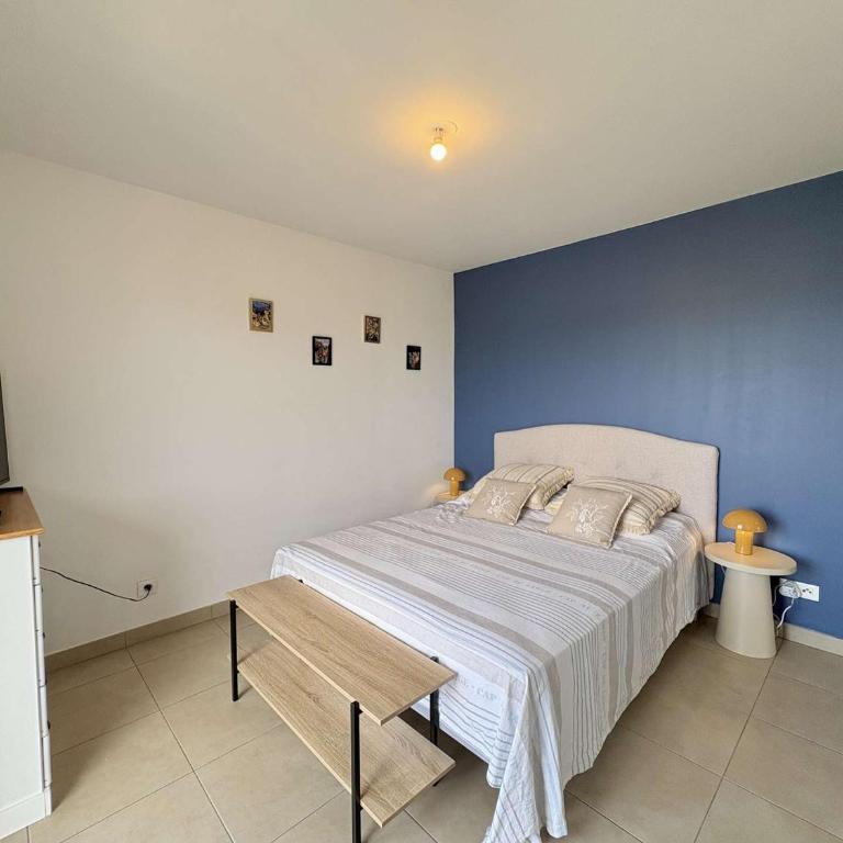 Appartement lumineux, parking - 3 pers. - FR-1-252-205 - Appartement - 8