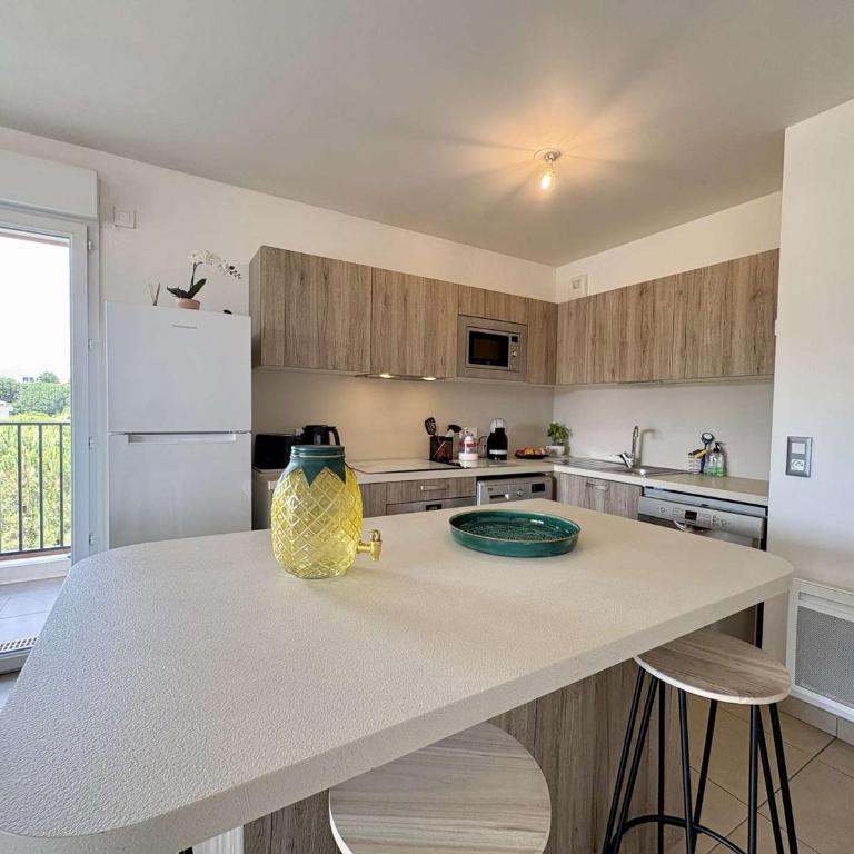 Appartement lumineux, parking - 3 pers. - FR-1-252-205 - Appartement - 12