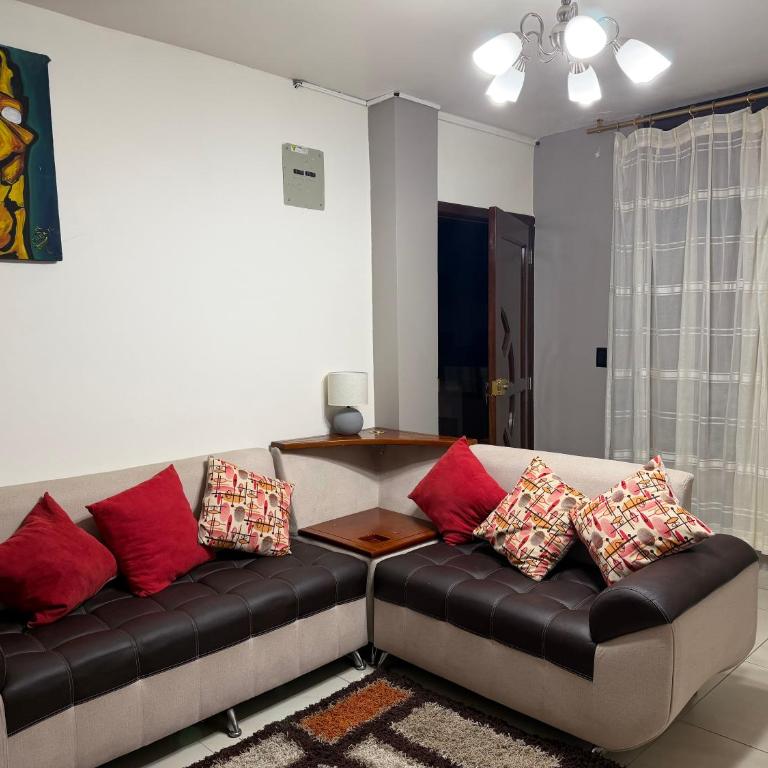 Excelente ubicación, lugar tranquilo con piscina privada, departamento con garaje - Apartamento de 2 dormitorios con vistas a la montaña - 9