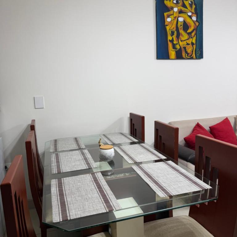 Excelente ubicación, lugar tranquilo con piscina privada, departamento con garaje - Apartamento de 2 dormitorios con vistas a la montaña - 13